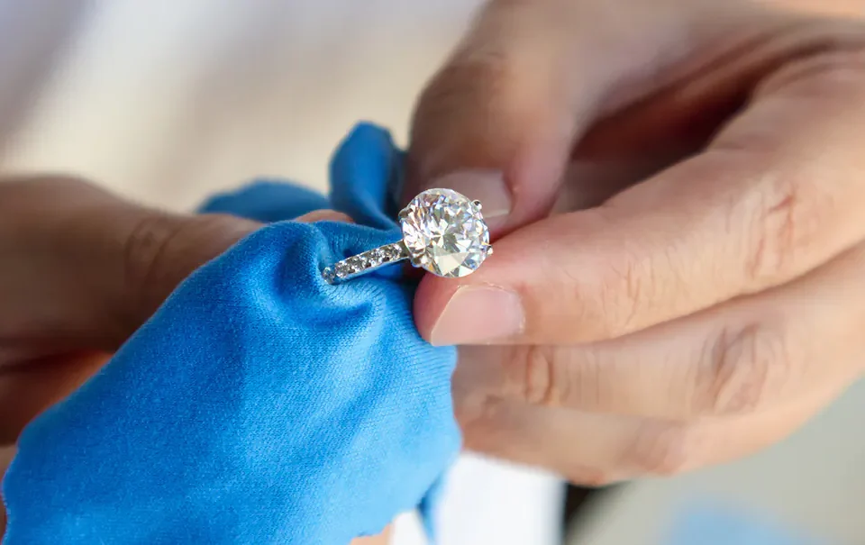 how to clean engagement ring